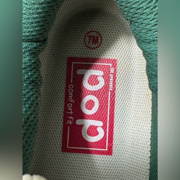 Jelly POP Pink Multi Duchess Sneaker - BRAND NEW - Picture 7 of 7